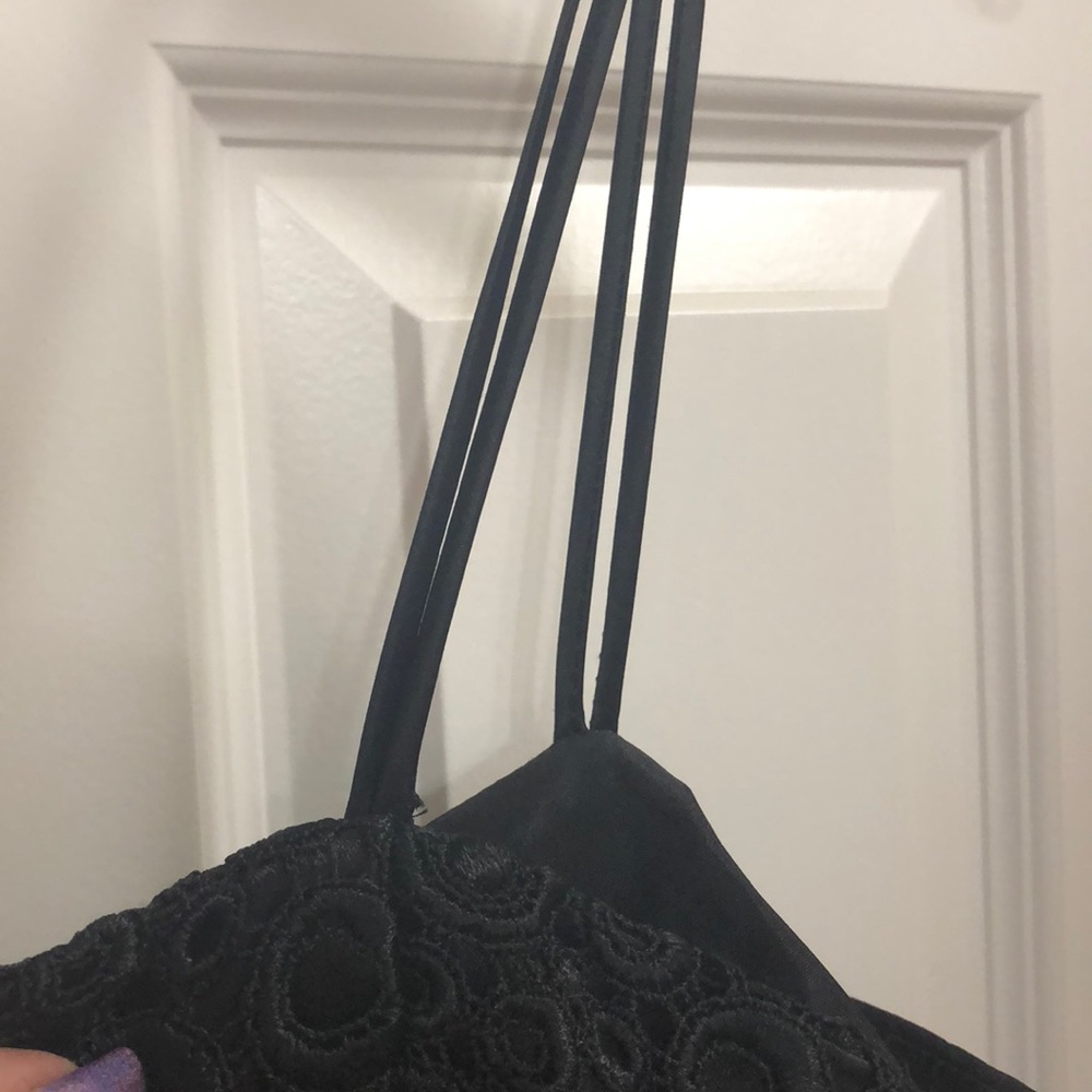 Full length black semi-formal dress - Picture 8 of 8
